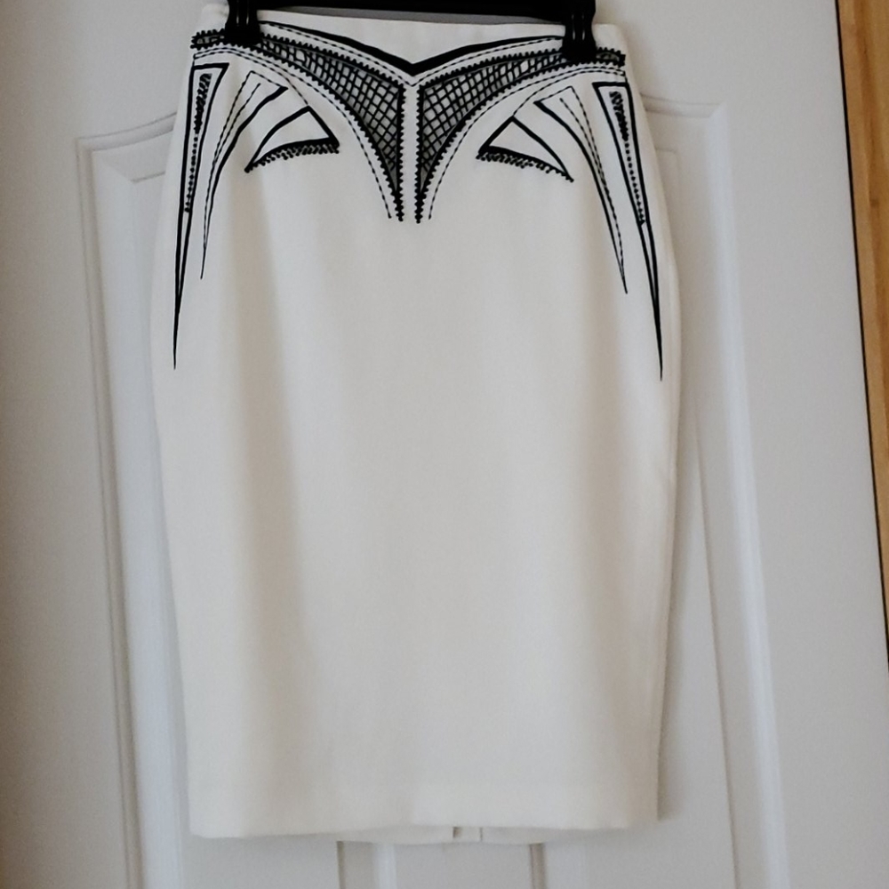 Bebe Katrina skirt